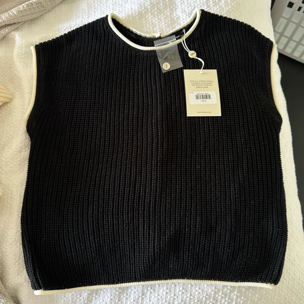 Bohme black sweater top with white trim